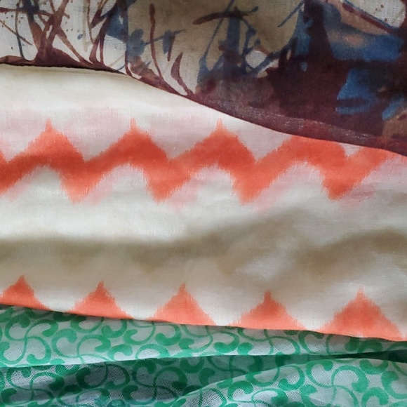 Scarfs - Picture 6 of 10